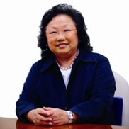 王查美龍女士